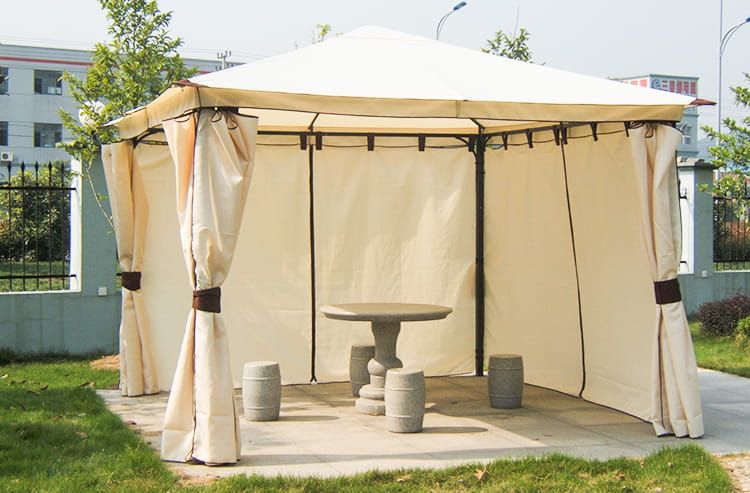Does the Luxury Metal Gazebo's sunshade canopy have a special coating or treatment to enhance its sun protection?